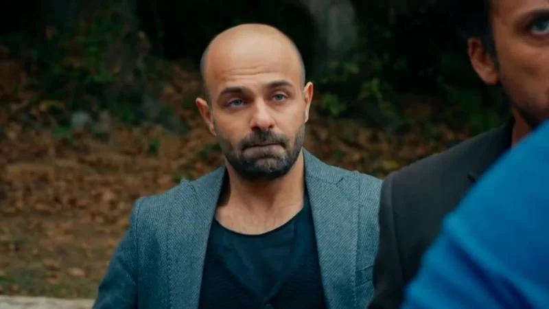 Кадры из сериала Отважный и красавица (2016)